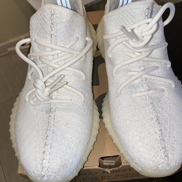 Authentic YEEZY BOOST 350 V2 "Triple White" - Picture 1 of 2